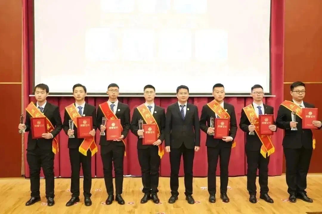 fe068e0b-ab6d-4928-8b33-11a62d0f2524.jpg